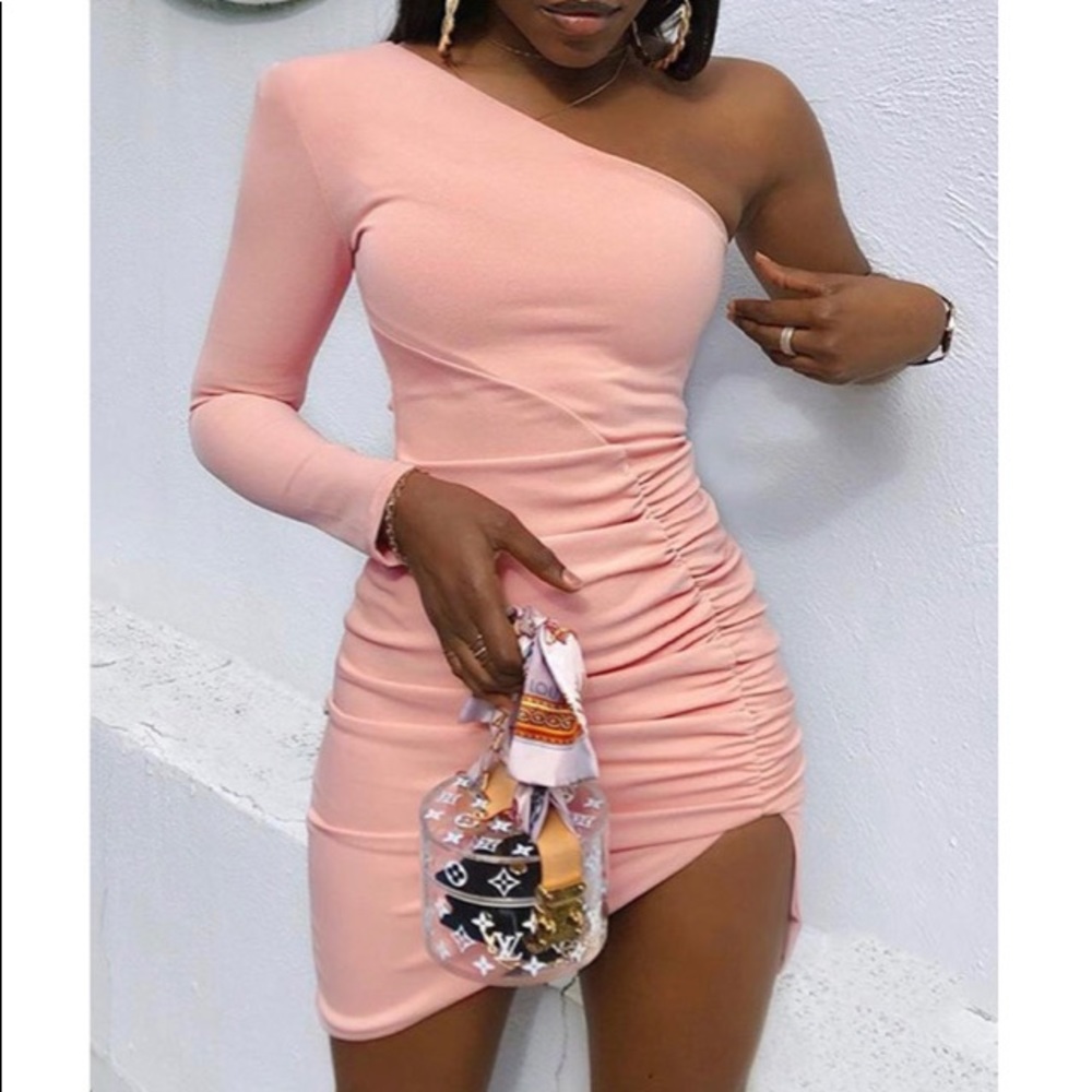 Solid One Shoulder Bodycon Dress